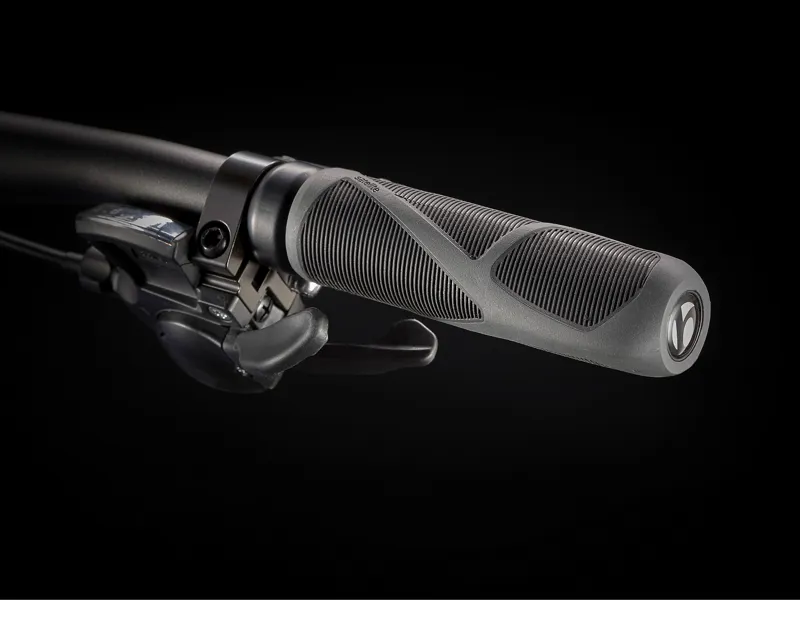 Trek Dual Sport 2 Womens Hybrid Bike in Silver-7